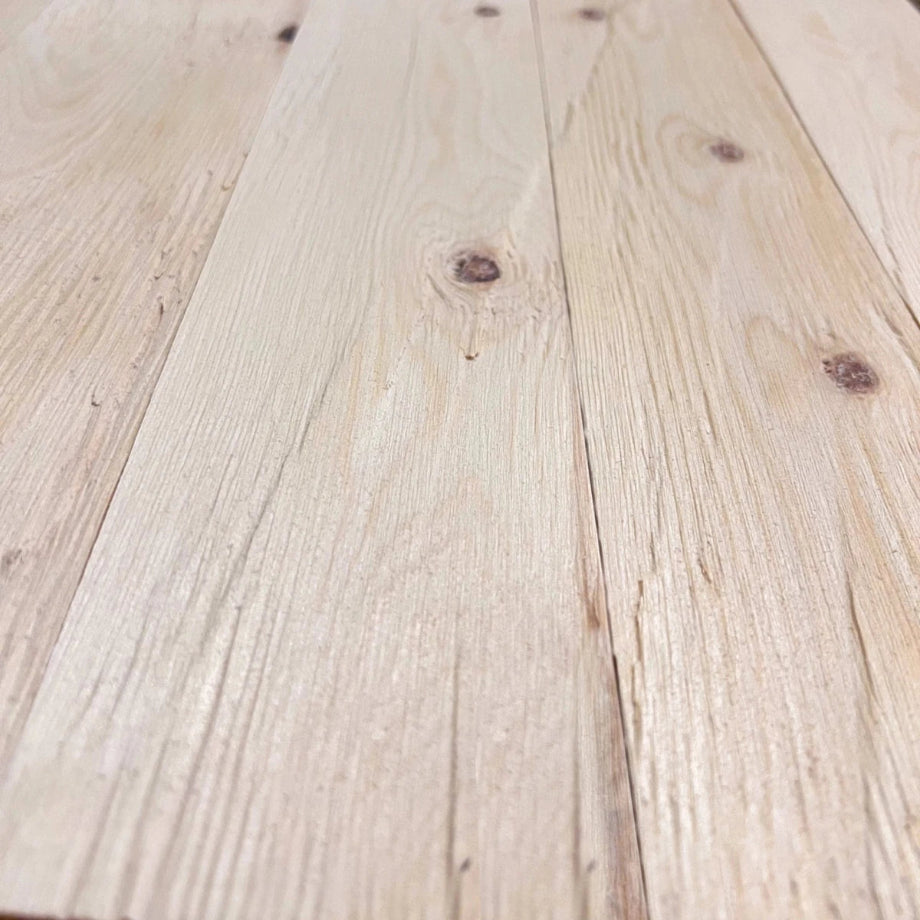 Holz-Outlet - Zirbe gehackt (fallende Längen)