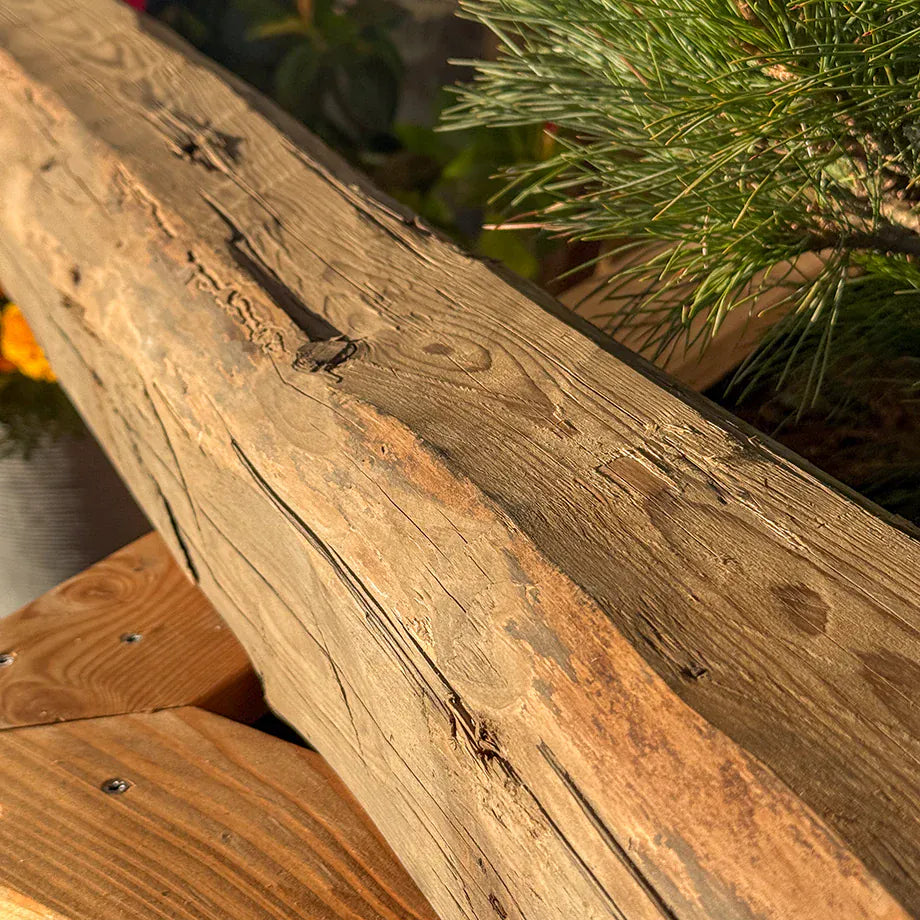 Beams made of genuine reclaimed wood