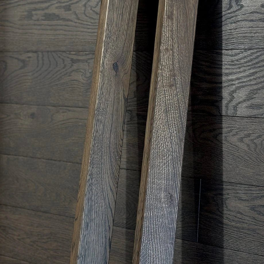 Listino di copertura / finitura in rovere spazzolato e oliato - Black Edition