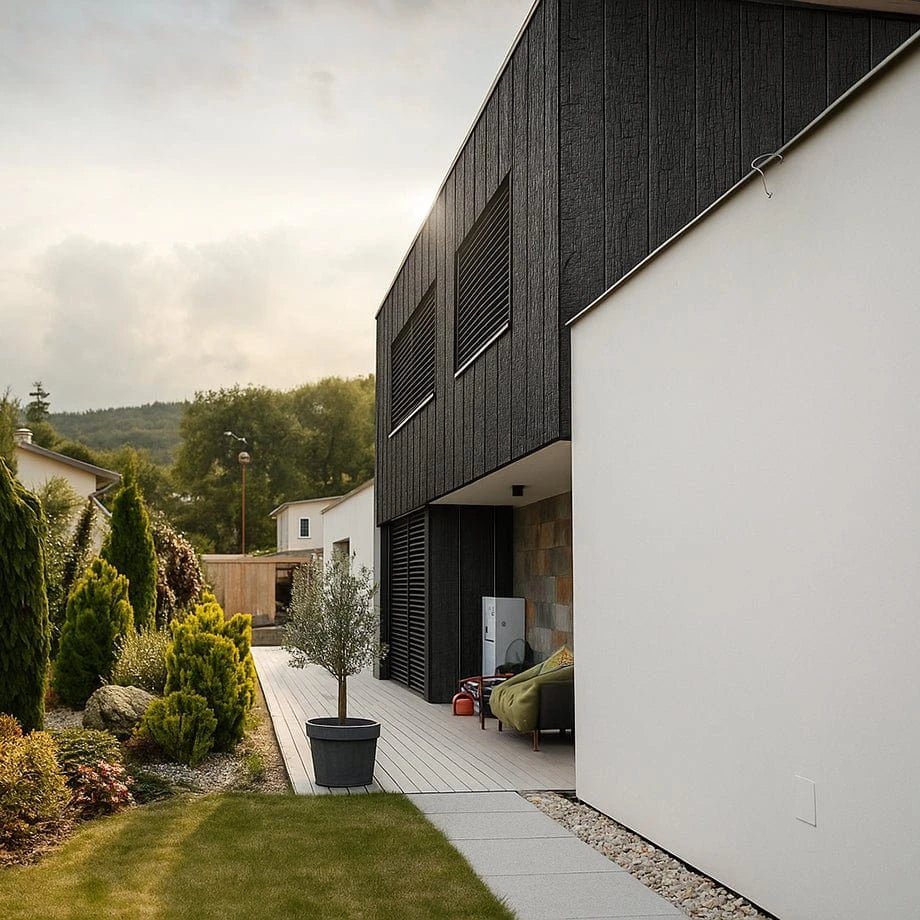 Enshou spruce facade