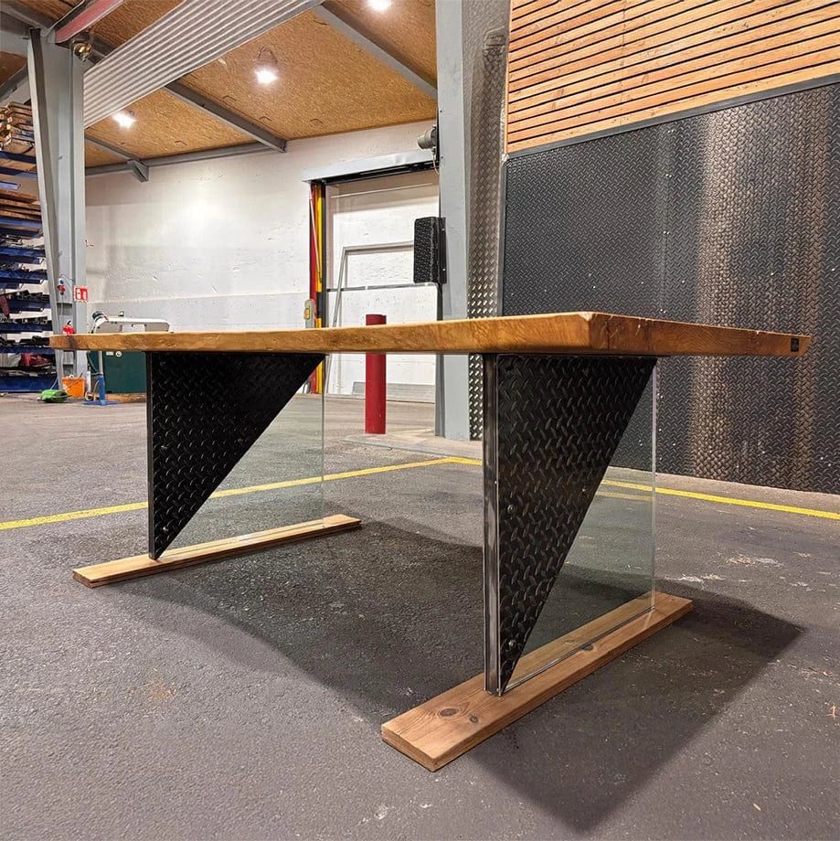 Tavolo i in legno di quercia massello NORBERT 90 x 180 cm -