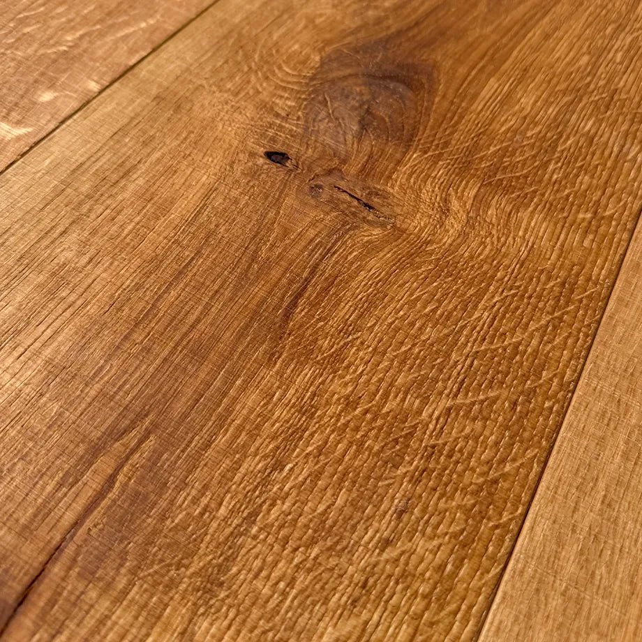 Rivestimento per pareti e soffitti in rovere a sega nastro e oliato naturale