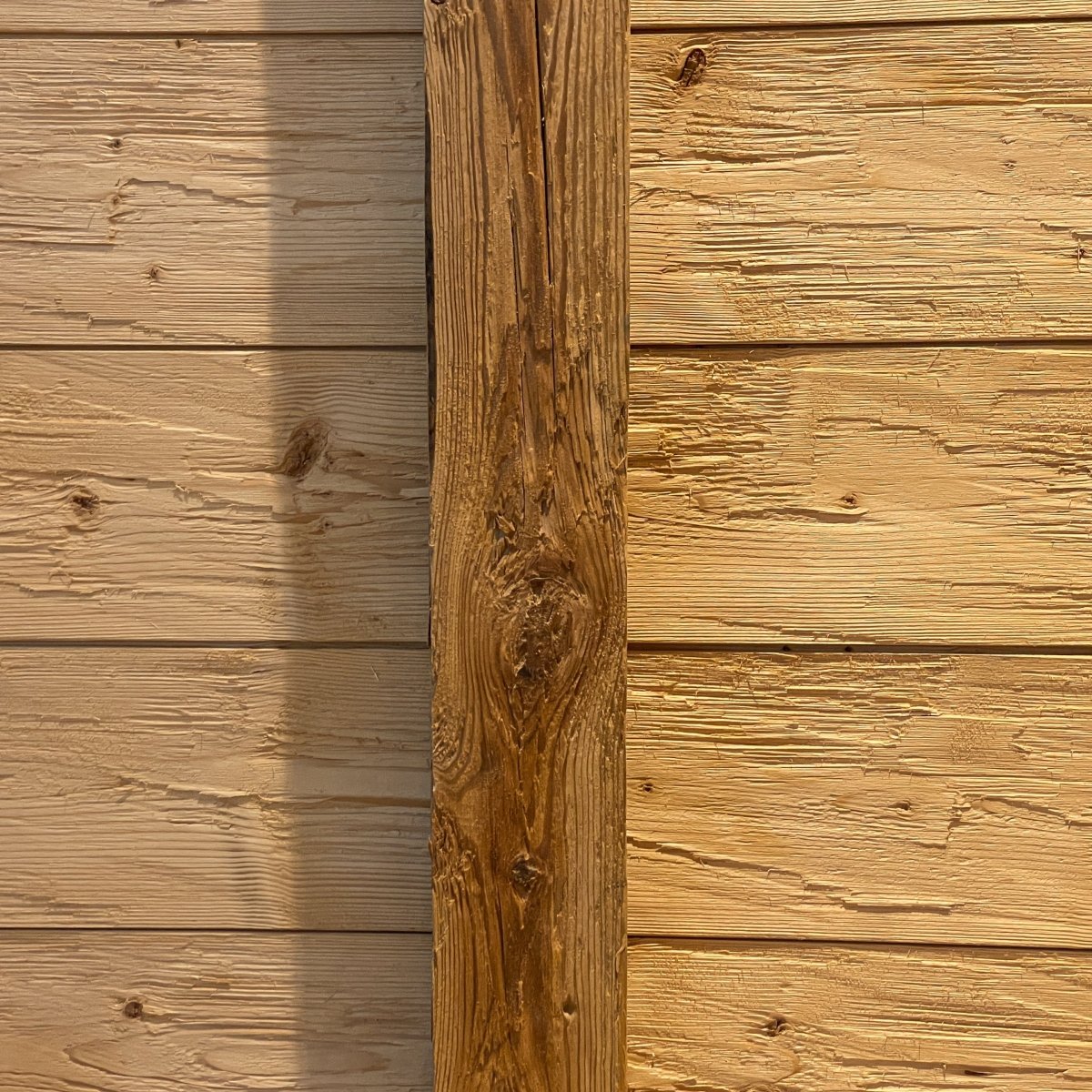 Trave in abete vaporizzato spaccato 11x11 cm