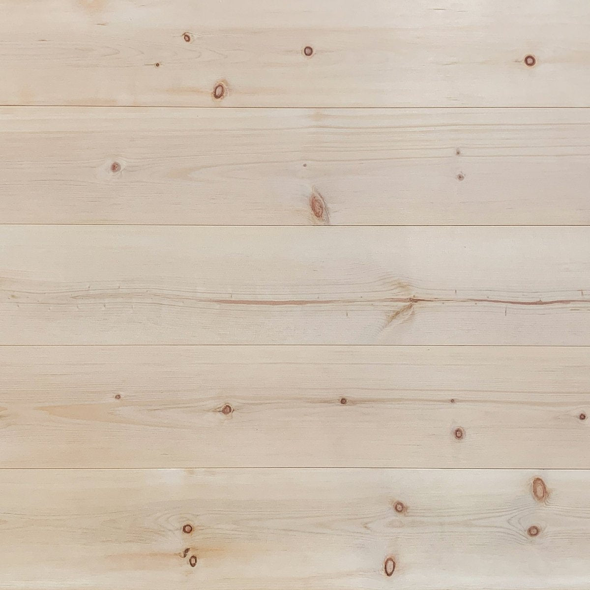 Rivestimento per pareti e soffitti in pino cembro liscio