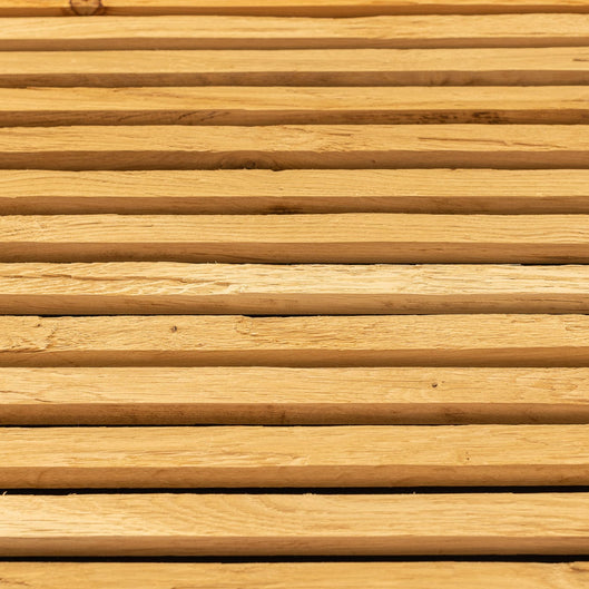 Pannello acustico in rovere massello tagliato