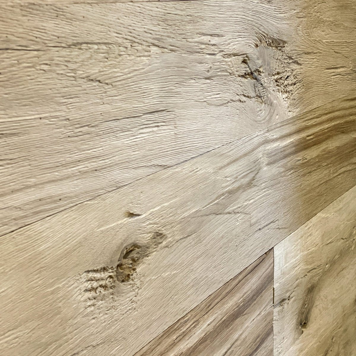 Rivestimento per pareti e soffitti in rovere massiccio XL spaccato