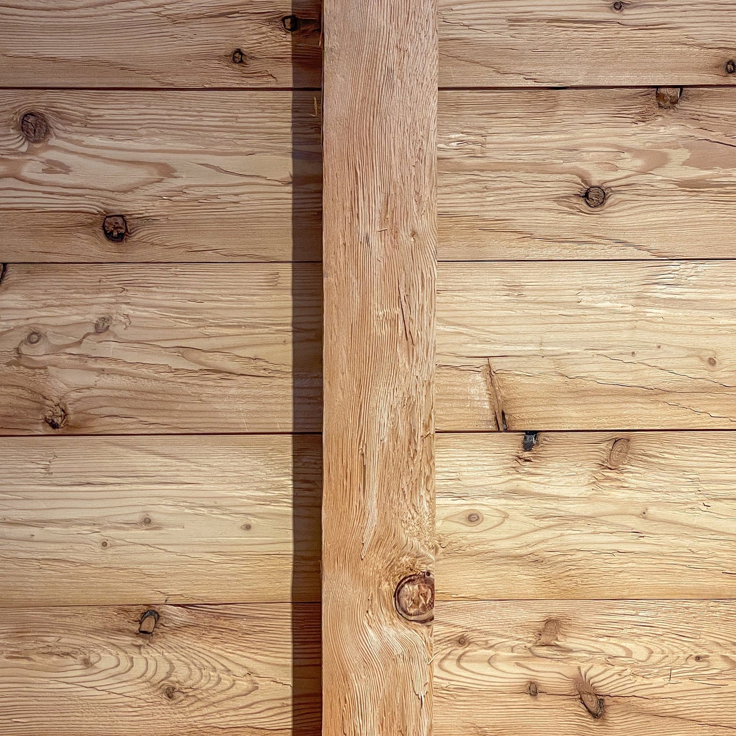 Wood chopped larch square timber 11x11 cm
