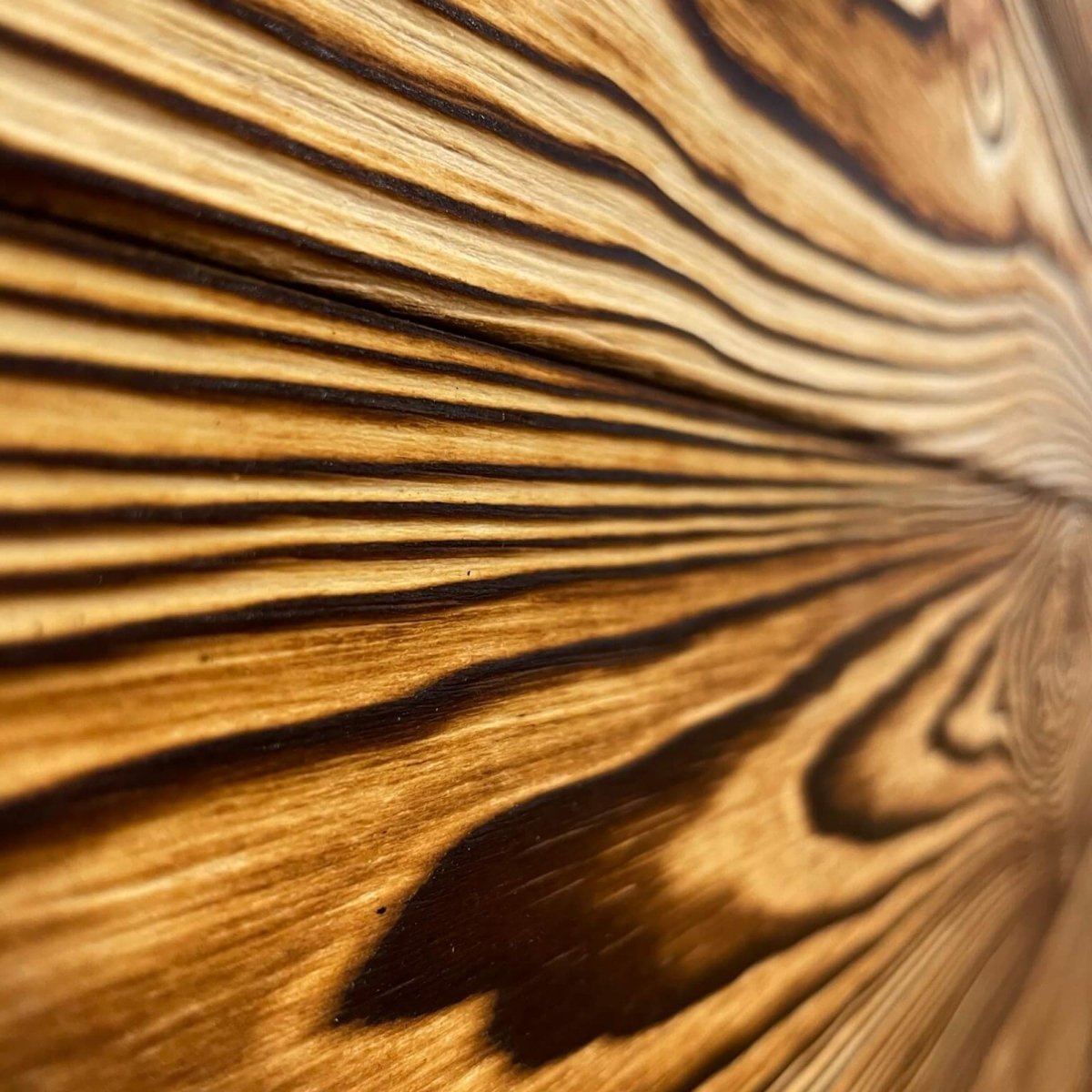 Wall & Ceiling Coverings Pine Carbon