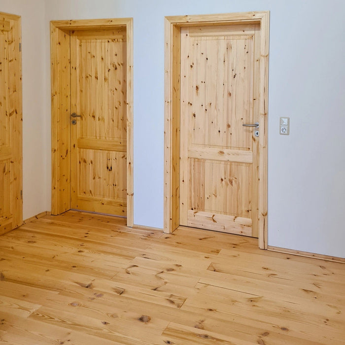 Solid Pine Wooden Flooring 