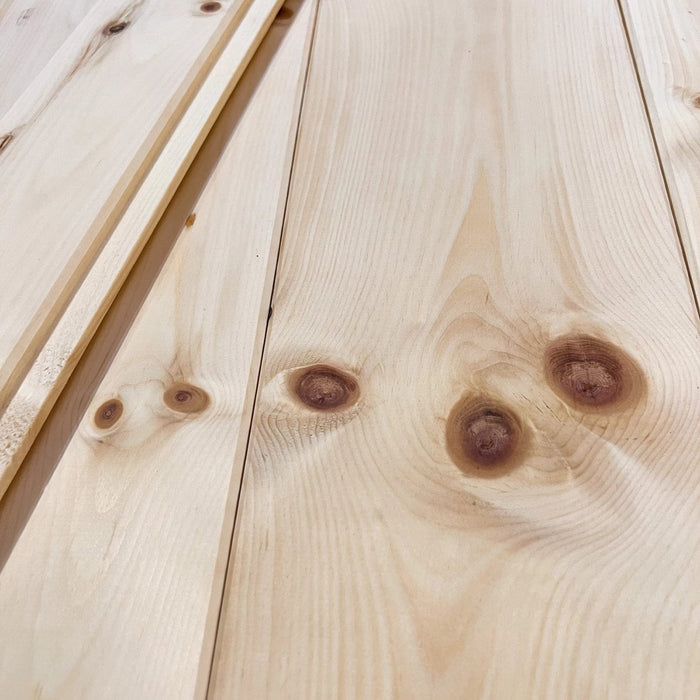 Rivestimento del soffitto / pensile in legno PINO CEMBRO (largh. miste)