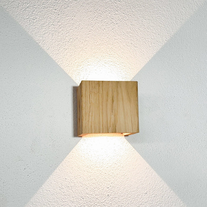 Lampada da parete in legno "WALDLICHT" rovere intagliato