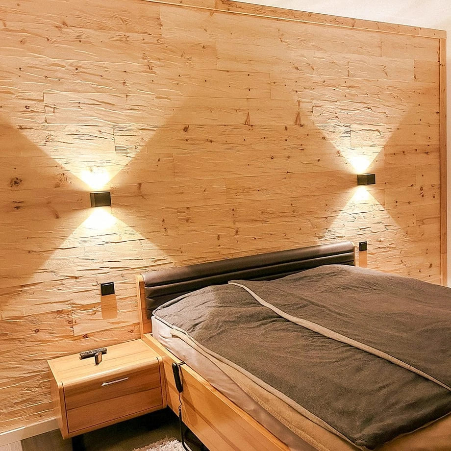 Wand - & Deckenverkleidung Zirbe XL gehackt