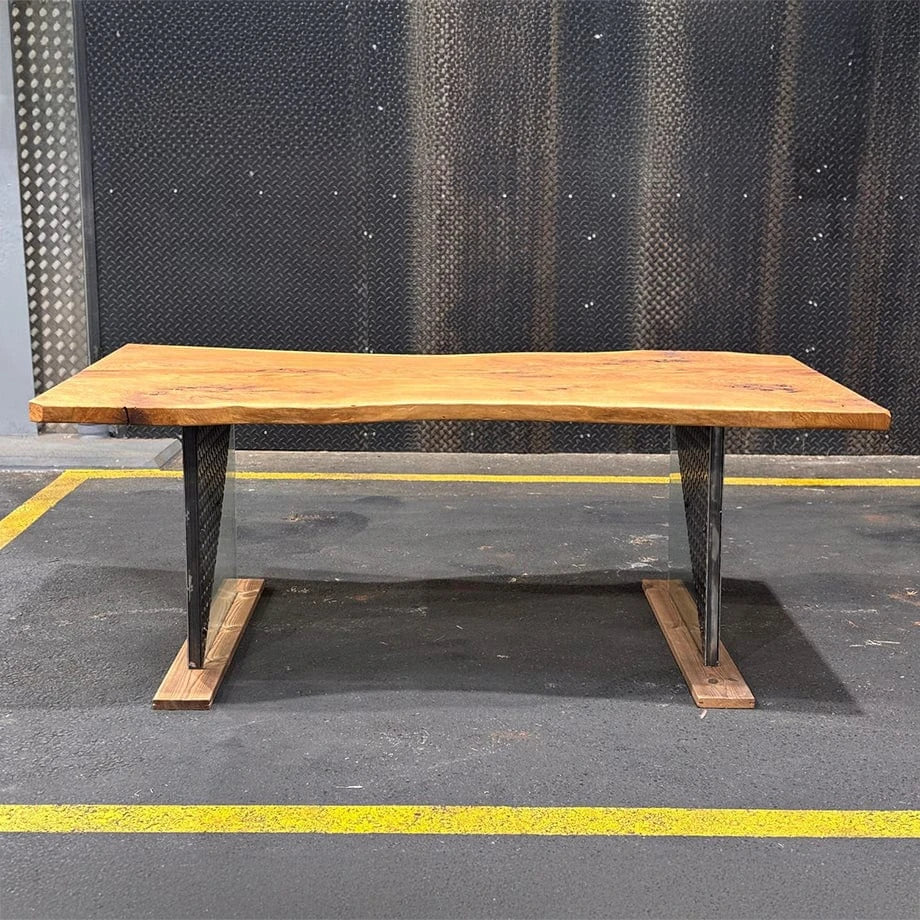 Massivholztisch Eiche mit Glas-Stahl-Gestell