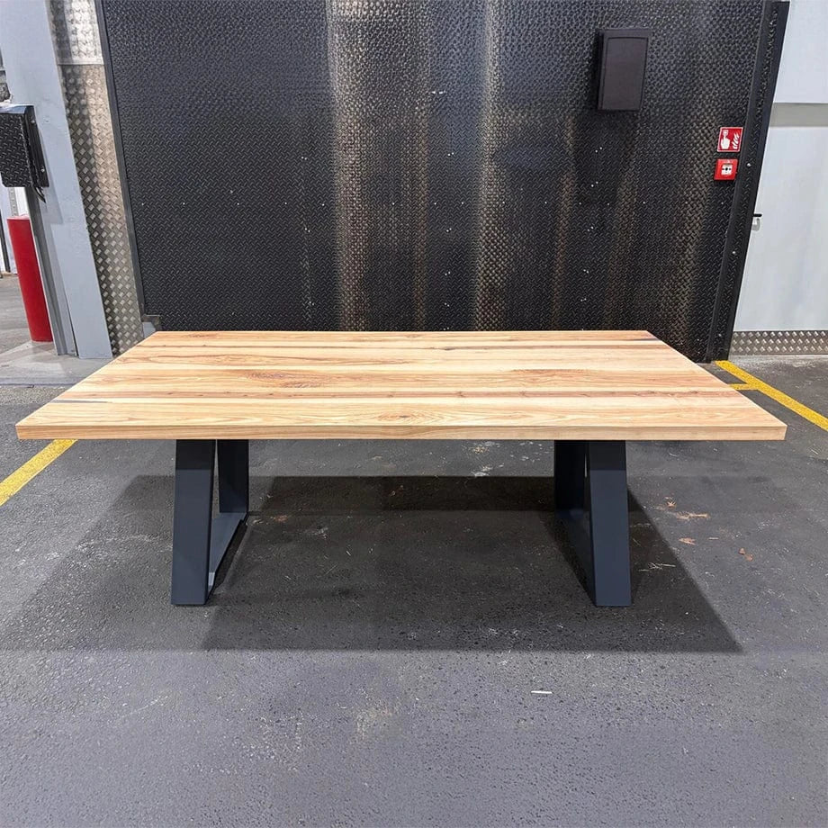 Tavolo i in legno di quercia massello  NORBERT 90 x 180 cm -