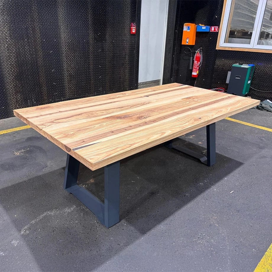 Tavolo i in legno di quercia massello  NORBERT 90 x 180 cm -