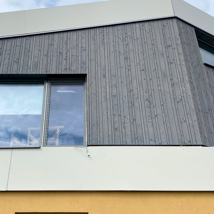 Wooden facade Larch Iceland Gray in rough look 