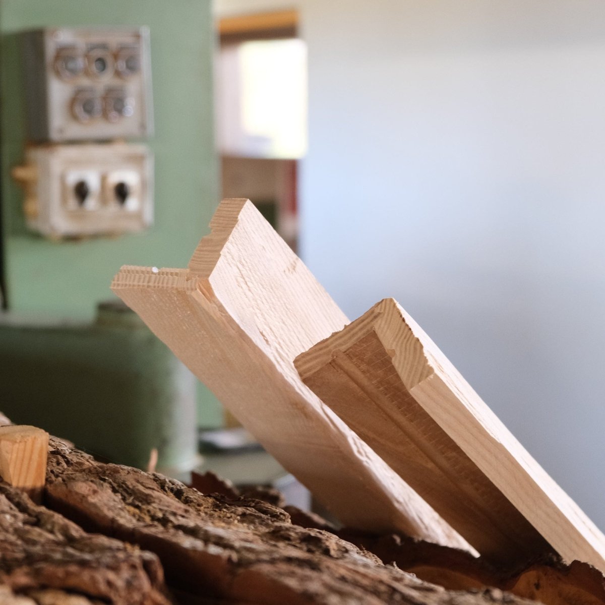 Deckleiste / Abschlussleiste Esche gehackt