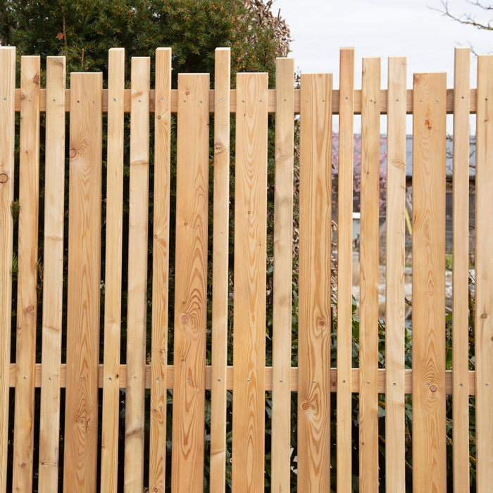 Wooden privacy screen “Zwölferhorn” larch