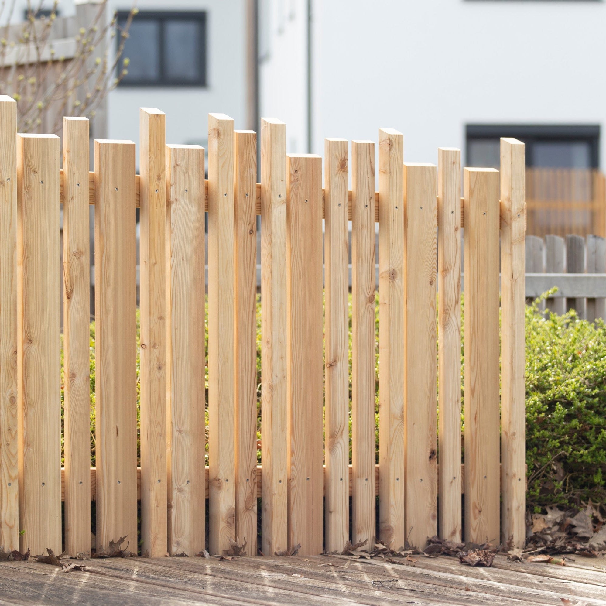 Holz Gartenzaun "Zwölferhorn" Lärche — Trumer Holz GmbH