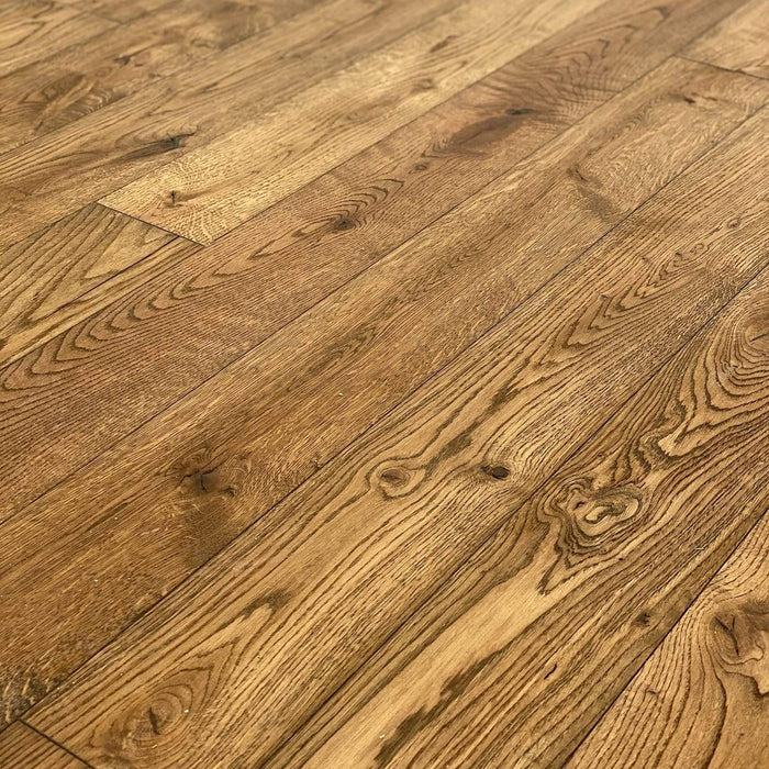 Pavimento in legno di quercia massello IMPREGNATO SCURO, oliato; pronto all'uso