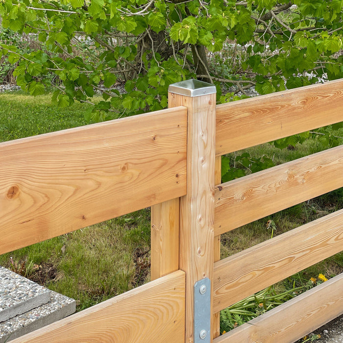 Singolo montante in Larice adatto per recinzione da giardino