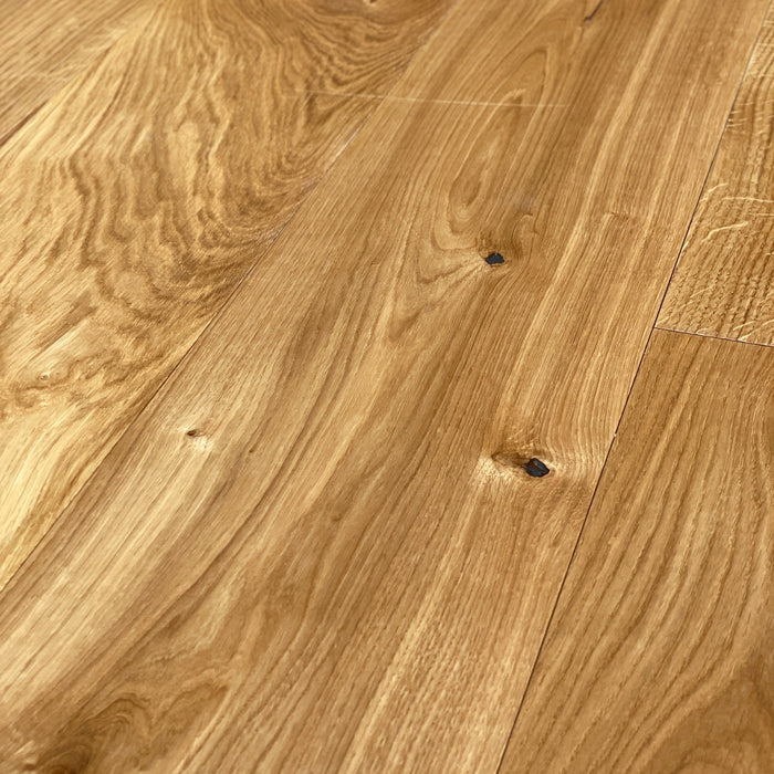 Oak Wooden Flooring LANDLORD - Oiled Natural - Knotty - Large 