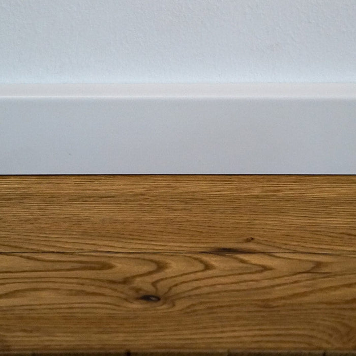 Wooden skirting boards white foiled MDF SL 516