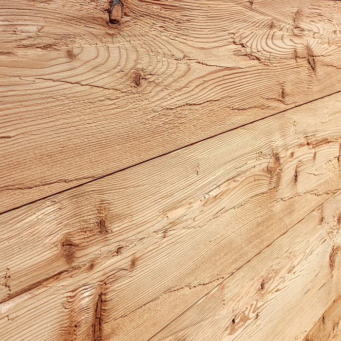 Rivestimento per pareti e soffitti in larice spaccato